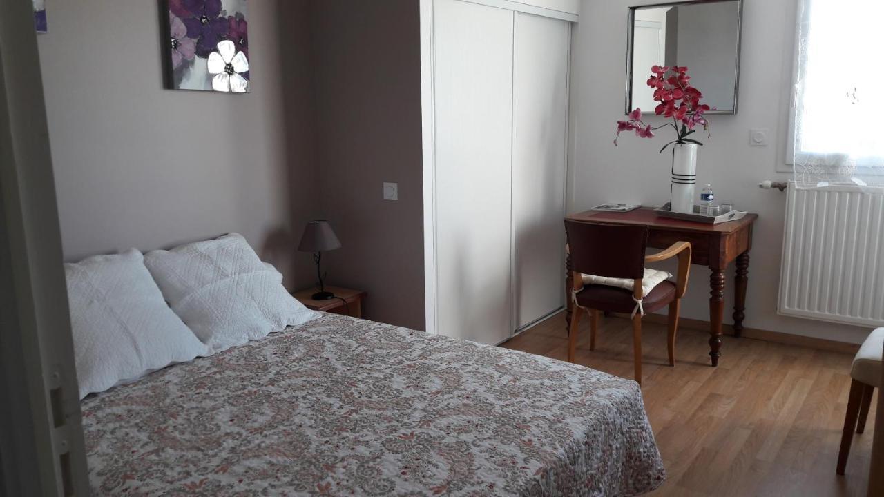 Chez Mt Et Jr Bed & Breakfast Vannes Bagian luar foto