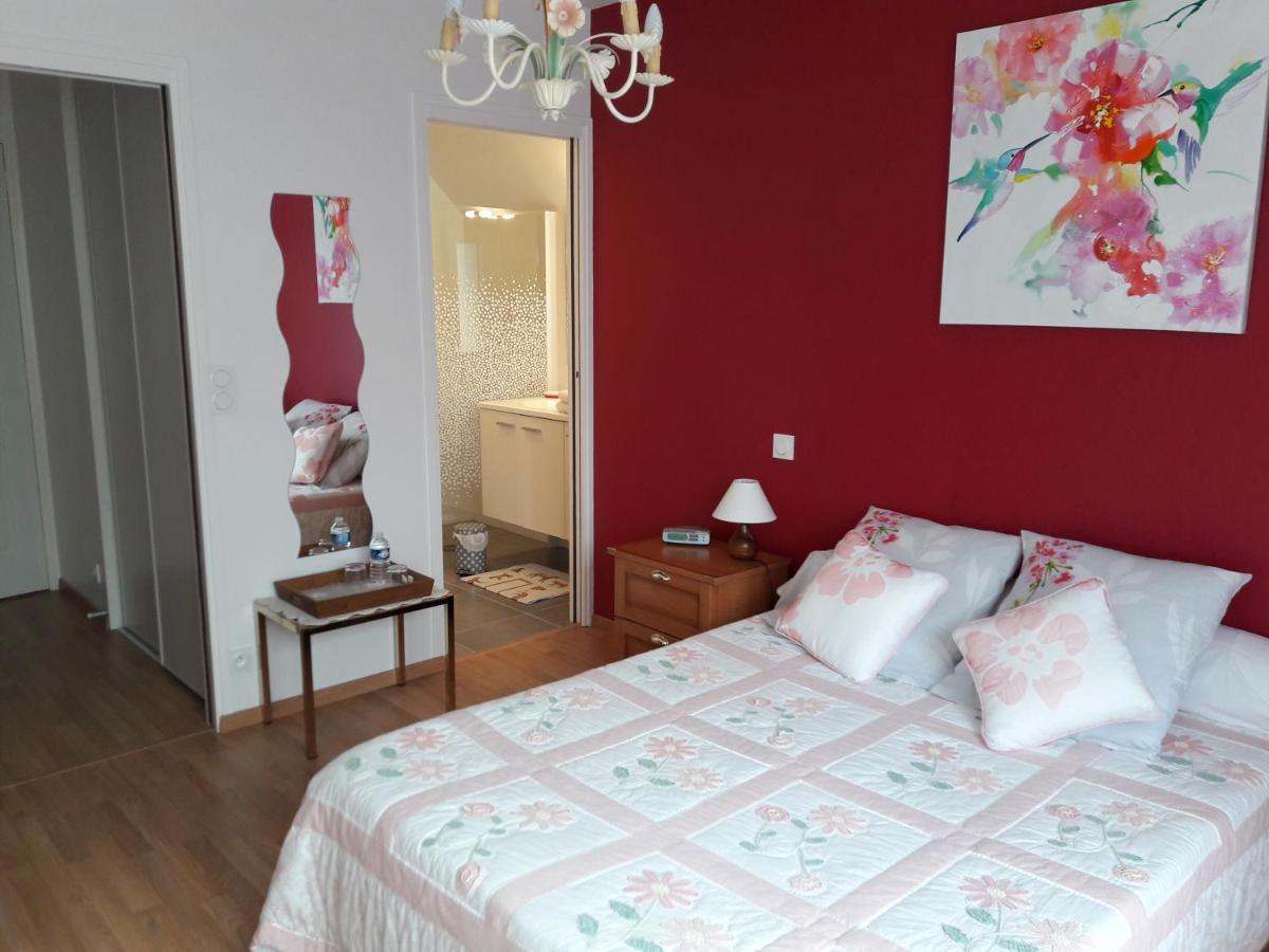 Chez Mt Et Jr Bed & Breakfast Vannes Bagian luar foto